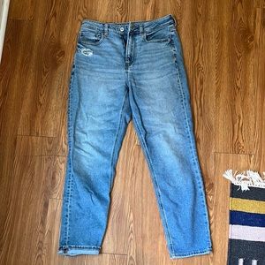 American eagle light wash mom jean stretch
